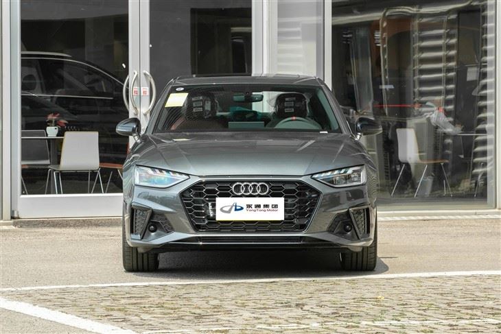 AUDI A4 AUDI A4