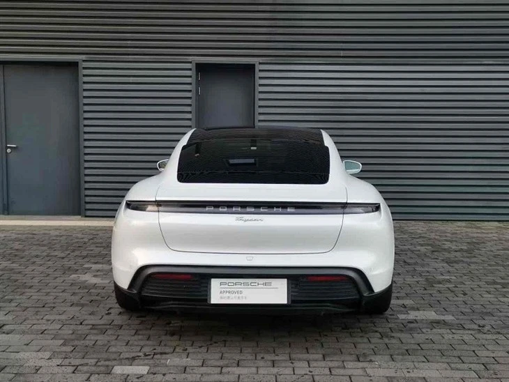 2020 Porsche Taycan factory 2020 Porsche Taycan factory