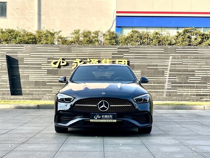 2024 MercedesBenz CClass Facelift C 260 L Night Edition