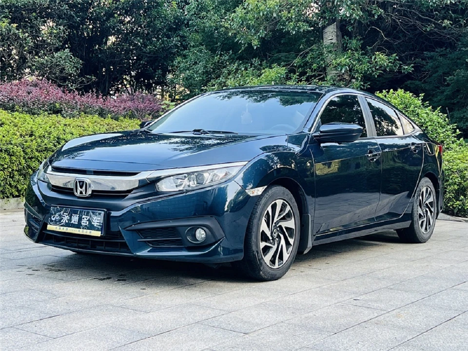 Honda 2016 Civic 220 TURBO Auto Deluxe Honda 2016 Civic 220 TURBO Auto Deluxe